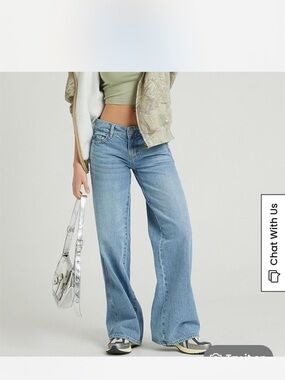 PacSun Light Wash Wide-Leg High-Rise Jeans